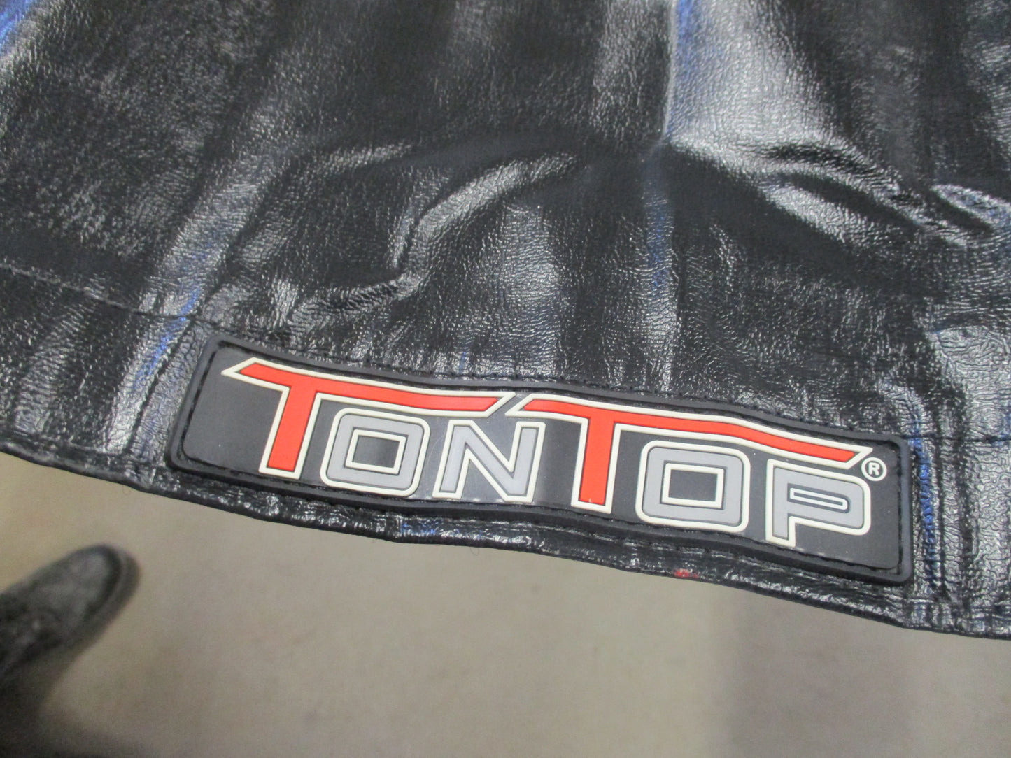 Toyota Hilux Genuine Dual Cab Tiger D4D Tonneau Cover Kit New Part