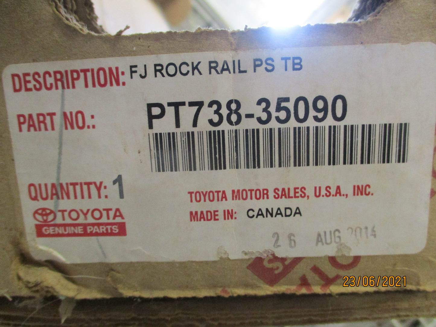 Toyota FJ Cruiser Genuine Rock Rails Right Hand (Drivers) Side Only New Part