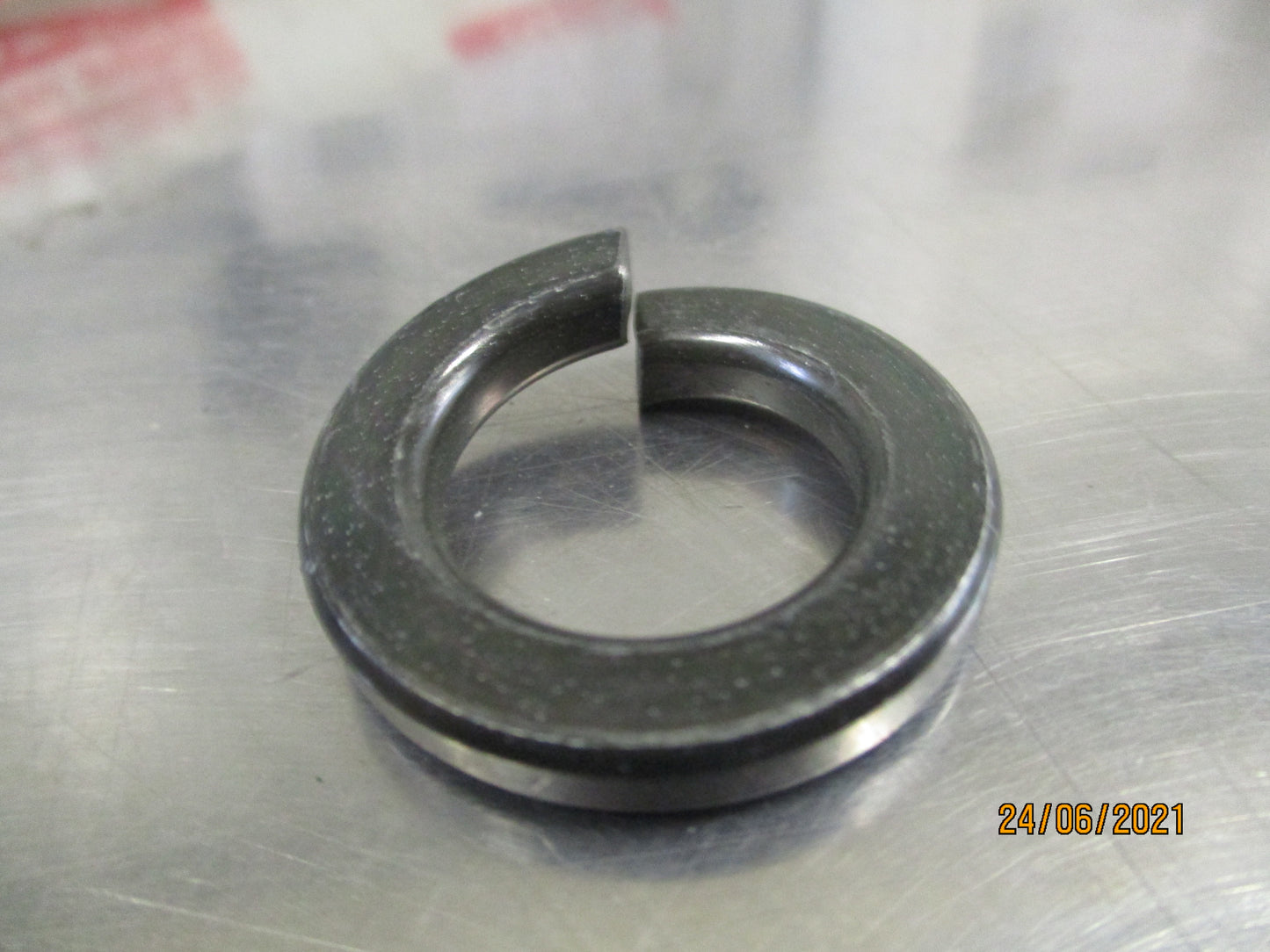 Isuzu EXR Genuine Support Bracket Link Washer New Part