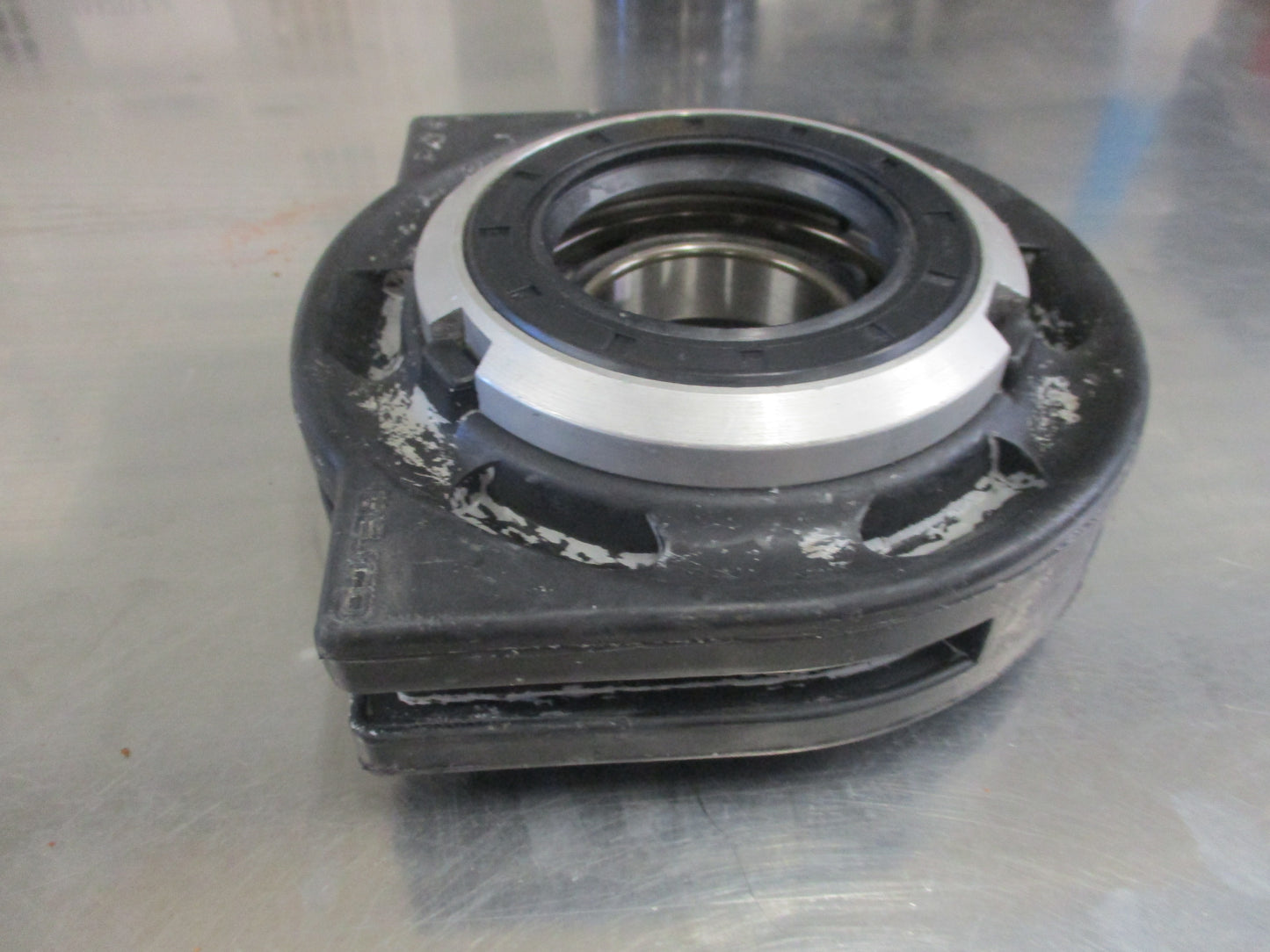 Besco Centre Bearing Suits Isuzu Truck New Part