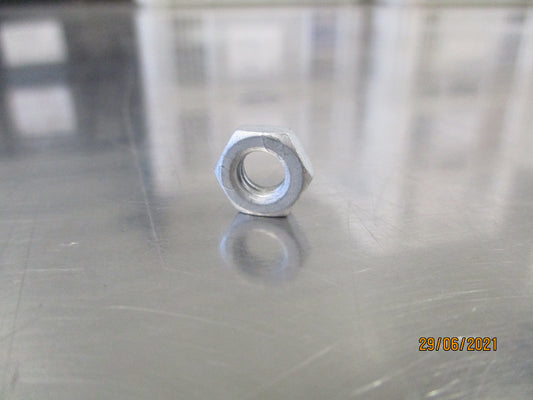 Isuzu Various Models Genuine Lower Pivot Nut New Part