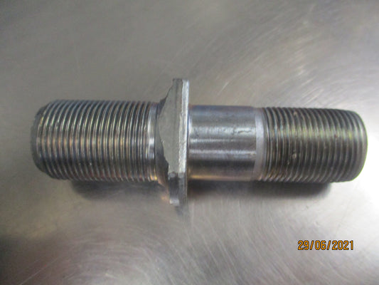 Isuzu FSS/FTS Genuine Front Axle Wheel Pin New Part