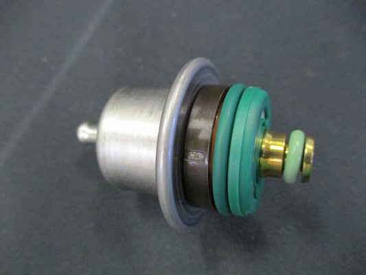 Genuine Ford AU BA BF SX SY Fuel Pressure Regulator New Part