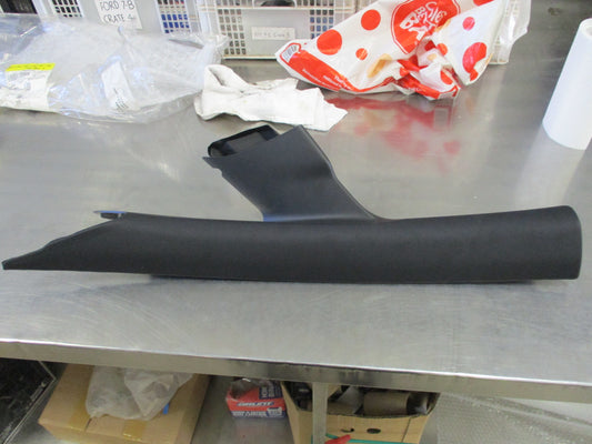 Holden Astra Genuine Windscreen Moulding New Part