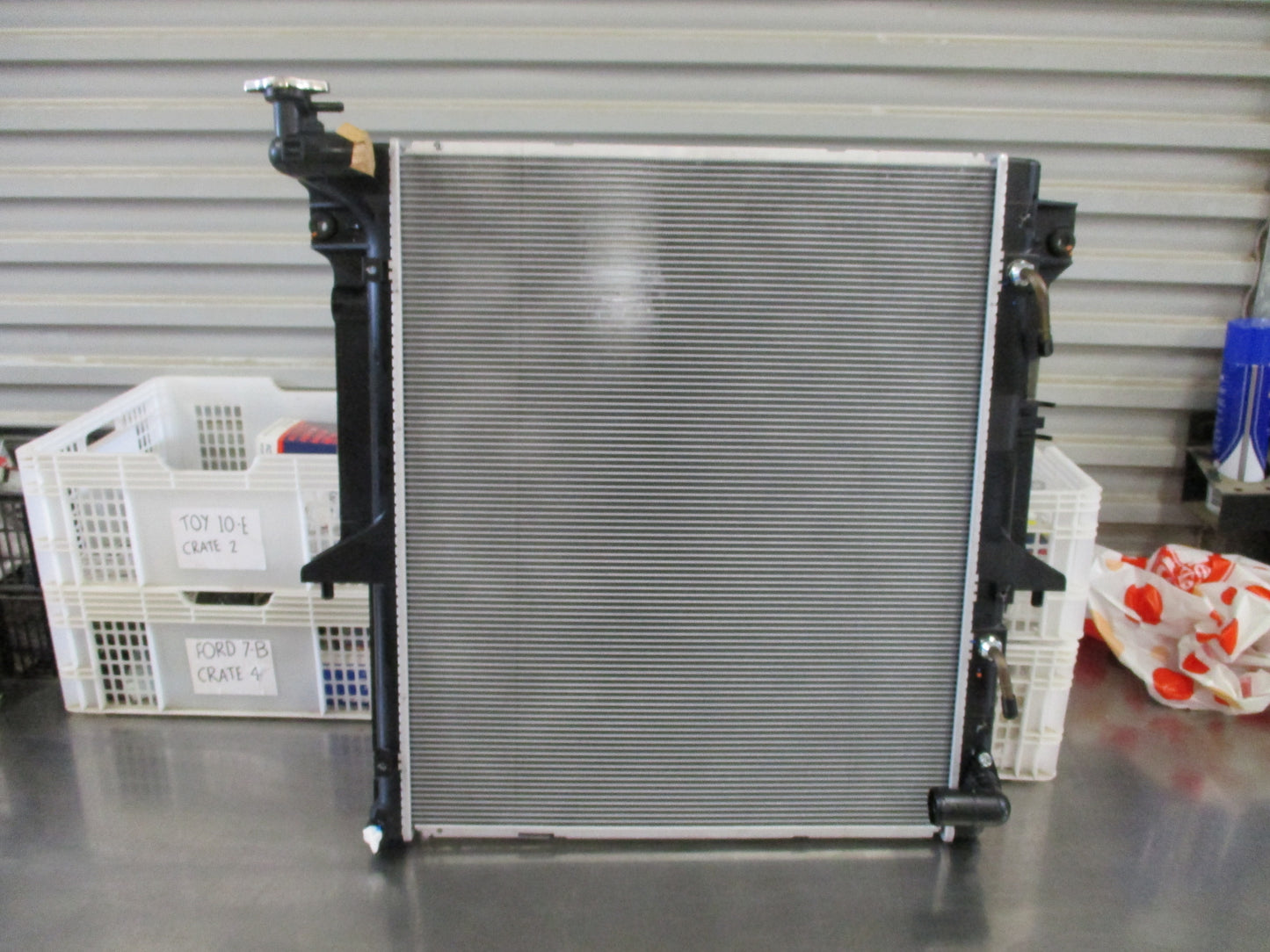 Mitsubishi MN/ML 2.5/3.2L Genuine Automatic Radiator New Part
