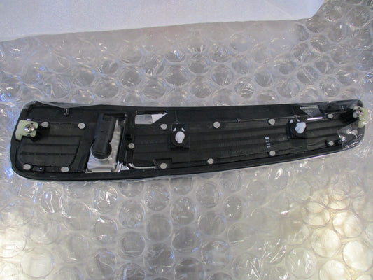 Holden VF Commodore Genuine Right Hand Chrome Indicator New Part