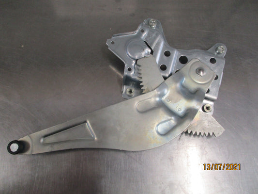 Suzuki Swift Genuine Right Hand Rear Window Regulator New Part