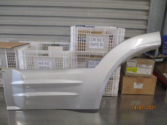Mitsubishi Pajero Genuine Rear Left Hand Flare Garnish New Part