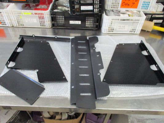 Toyota Land Cruiser 200 Series Genuine Bash Plate & Braces New Part