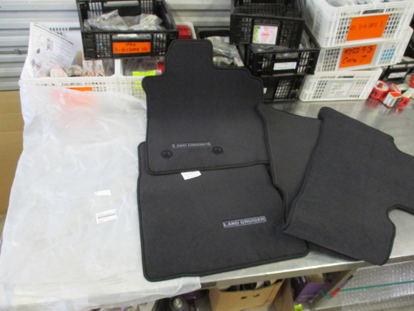 Toyota LandCruiser Genuine 200 GXL Altitude Carpet Mat Set New Part
