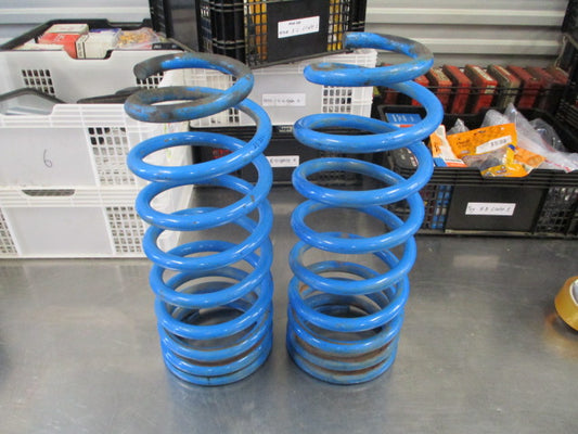 Lovells Rear Coil Springs Standard Suits Toyota Landcruiser 80 Series Petrol And Diesel Wagons Used VGC