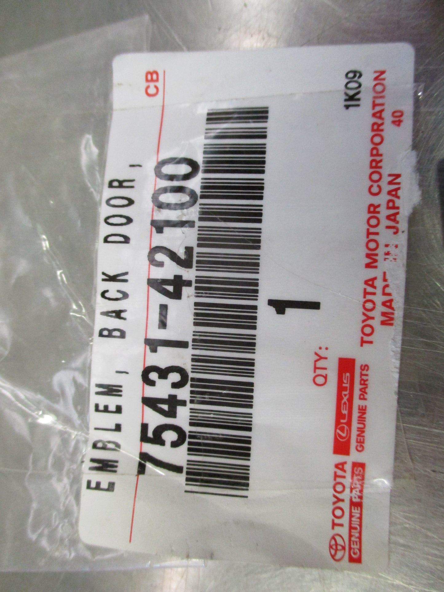 Toyota Rav4 Genuine RAV4 Tailgate Badge New Part