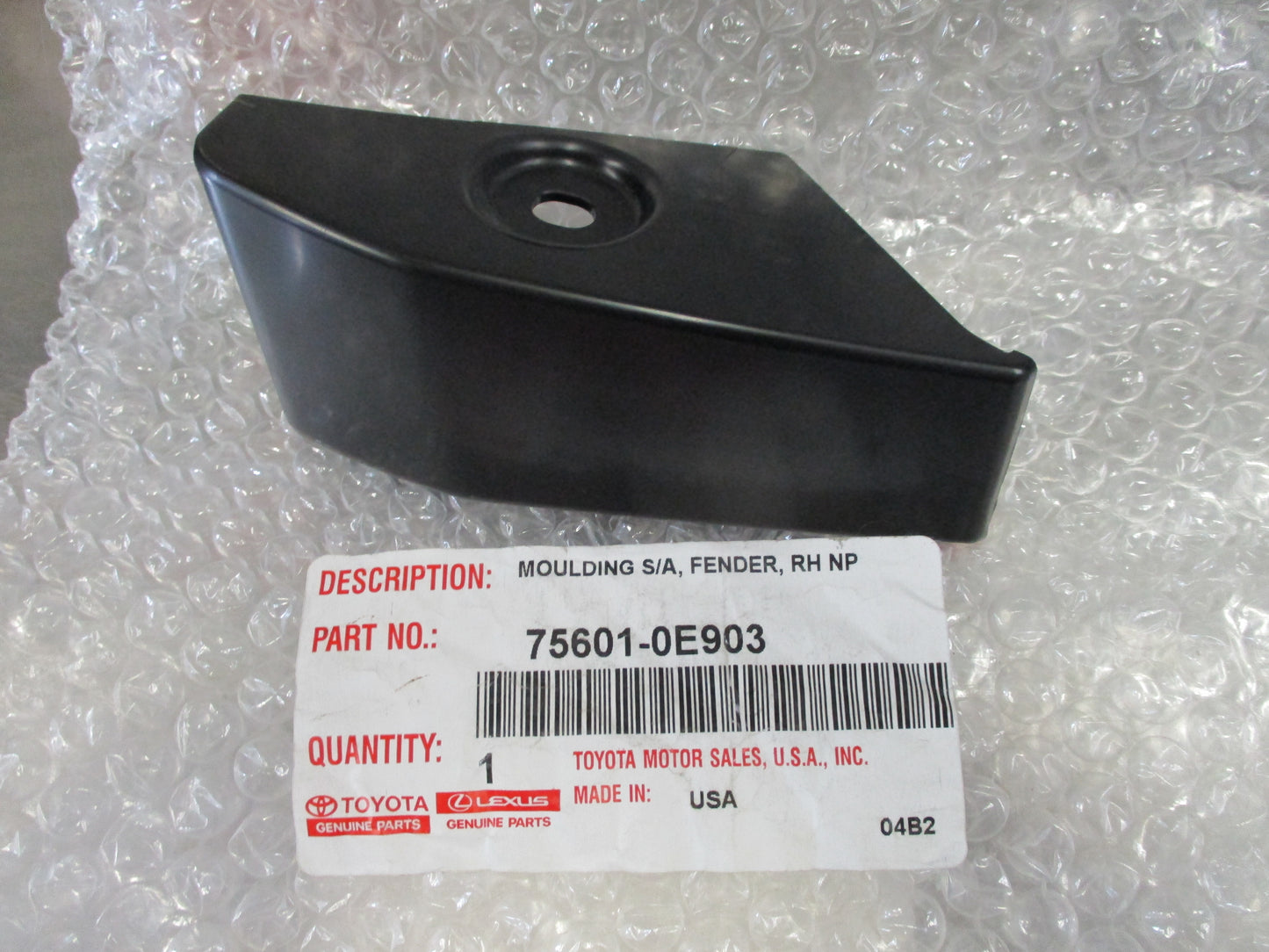Toyota Kluger Genuine Fender Moulding Front Right New Part