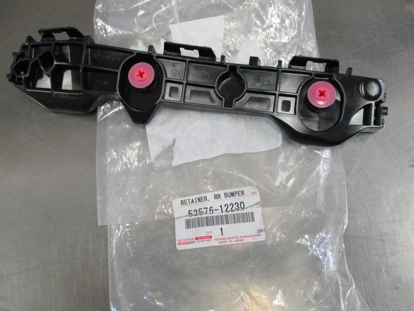 Toyota Corolla Genuine Bumper Cover Bracket New Part