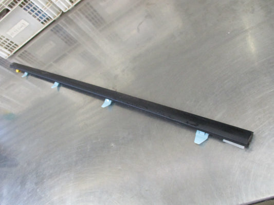Honda MDX Genuine Right Hand Front Door Reveal Moulding New Part