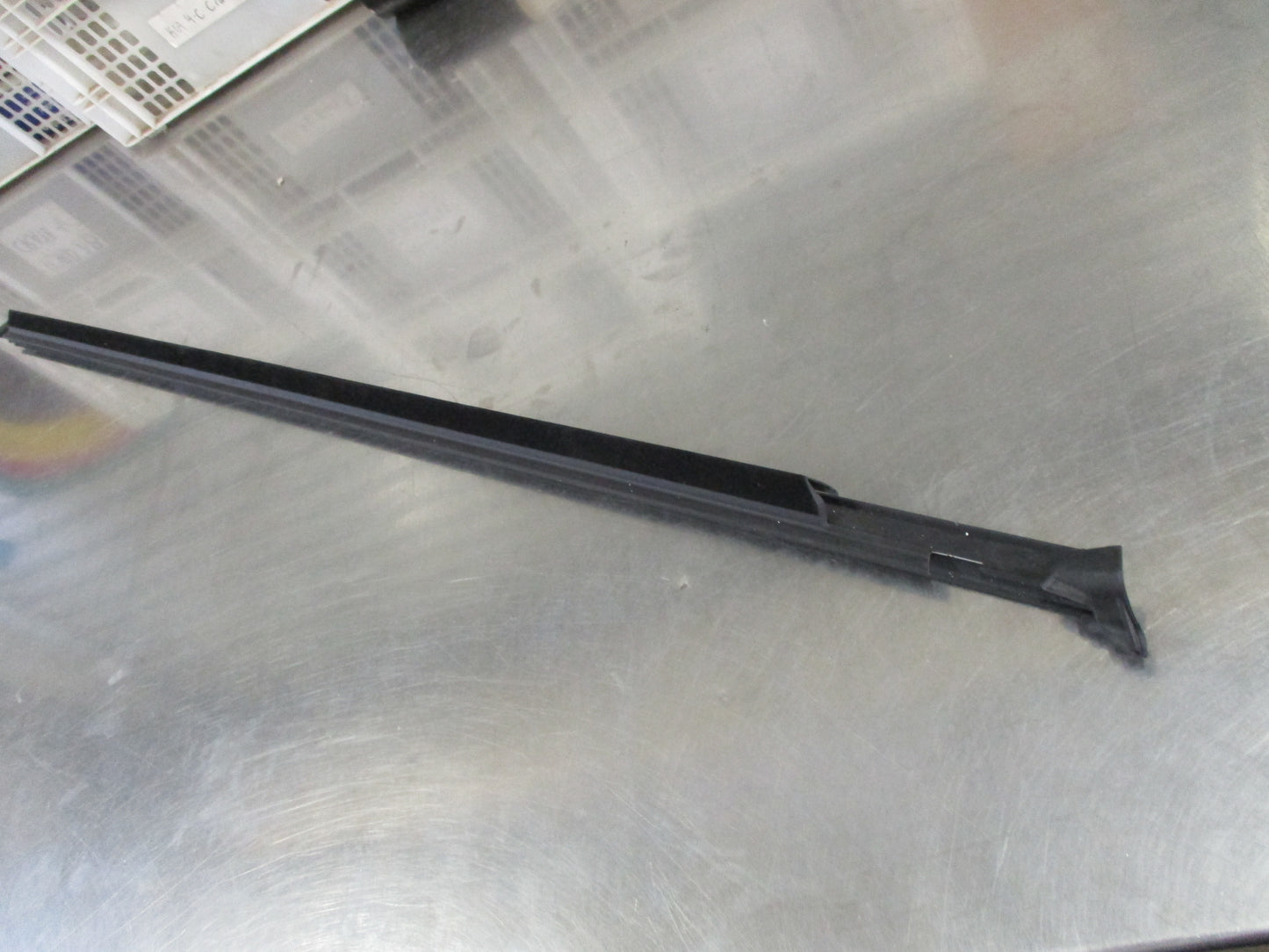 Peugeot 508 Genuine Right Hand Rear Window Reveal Moulding New Part