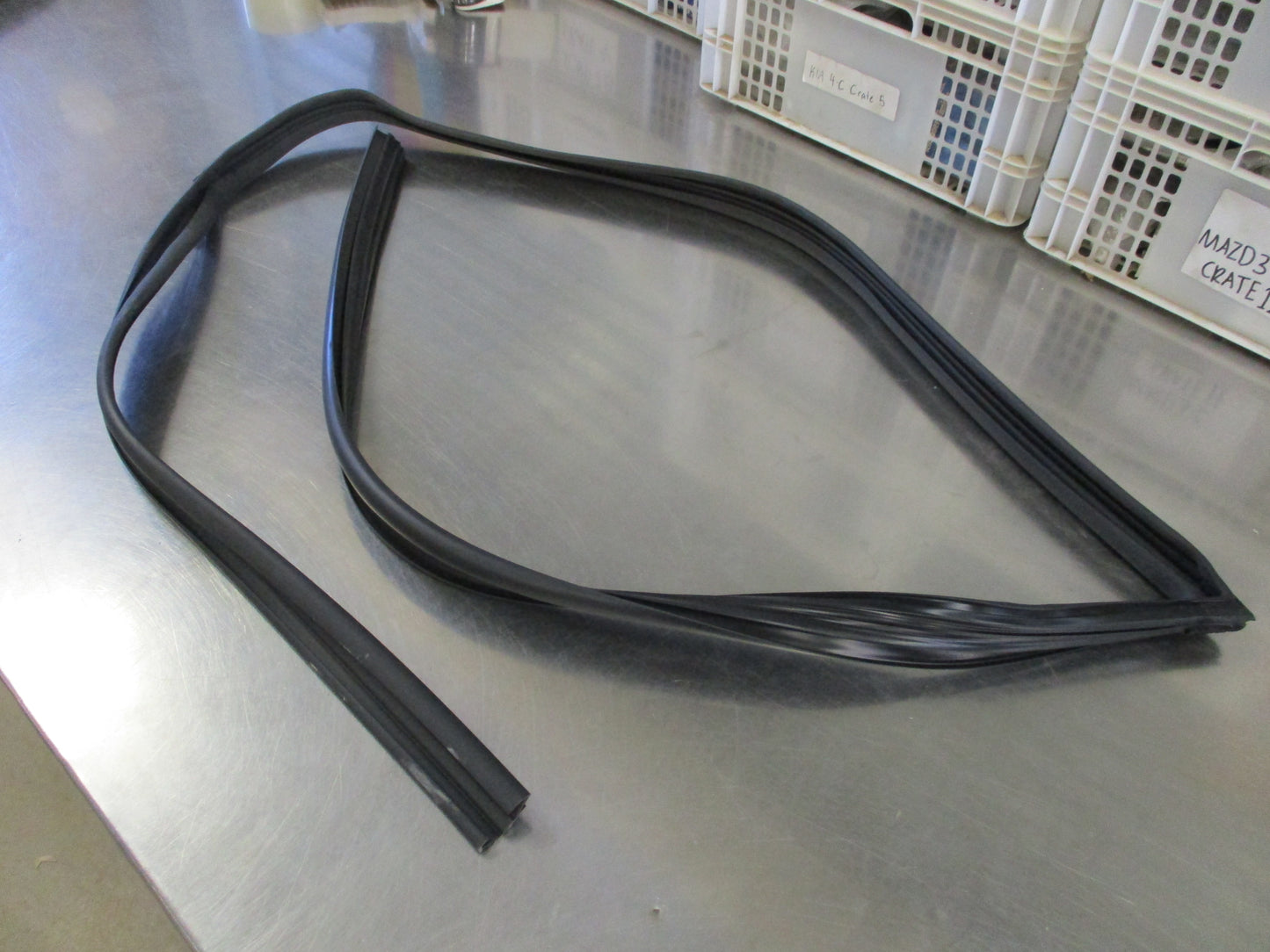 Honda CR-V Genuine Left Hand Front Door Run Channel New Part