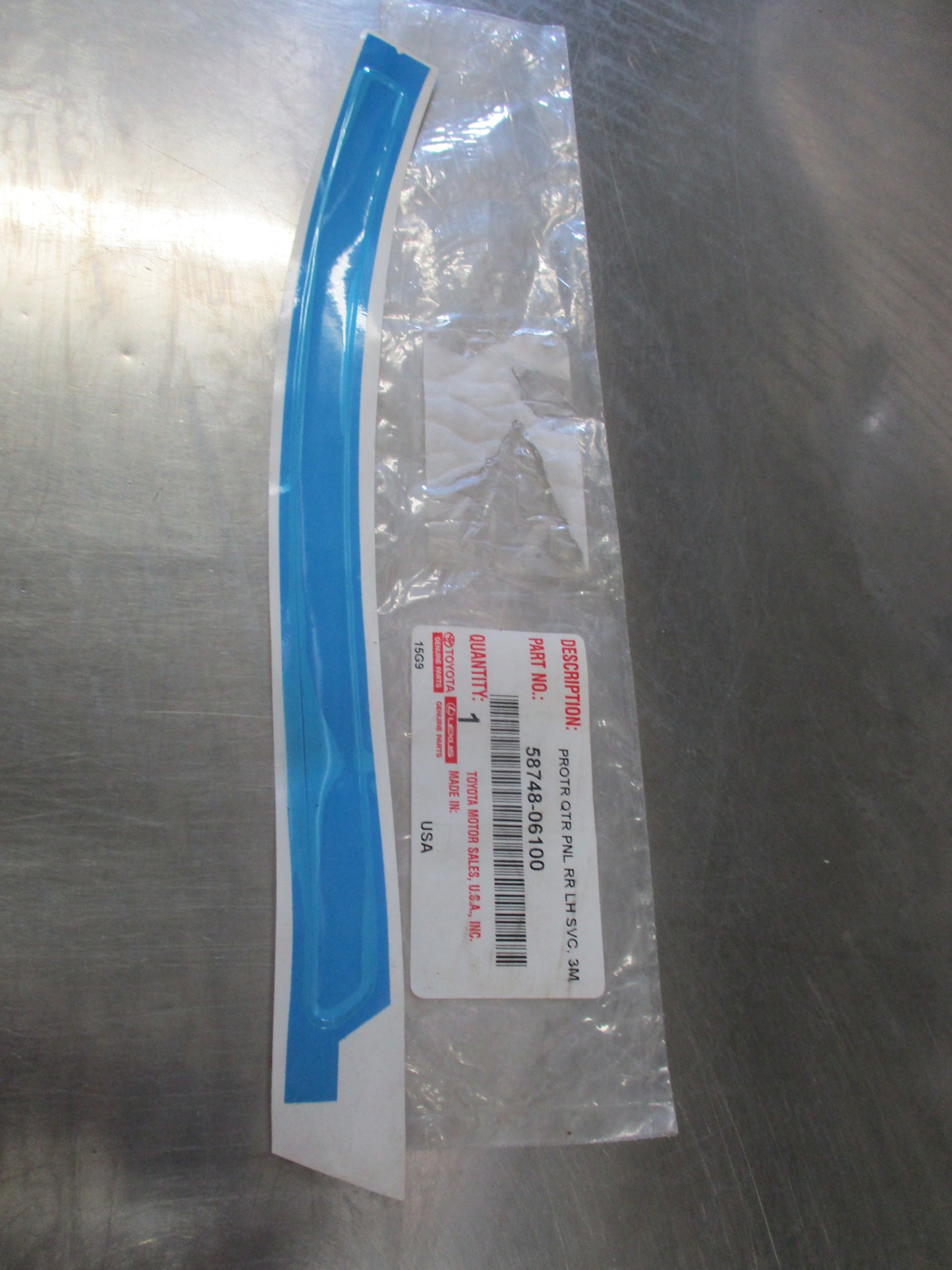 Toyota Camry Genuine Quarter Panel Protector New Part