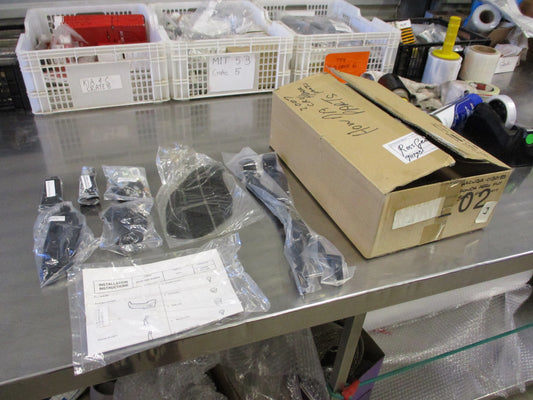 Honda CR-V Genuine Front Areo Bumper Fitting Kit New Part