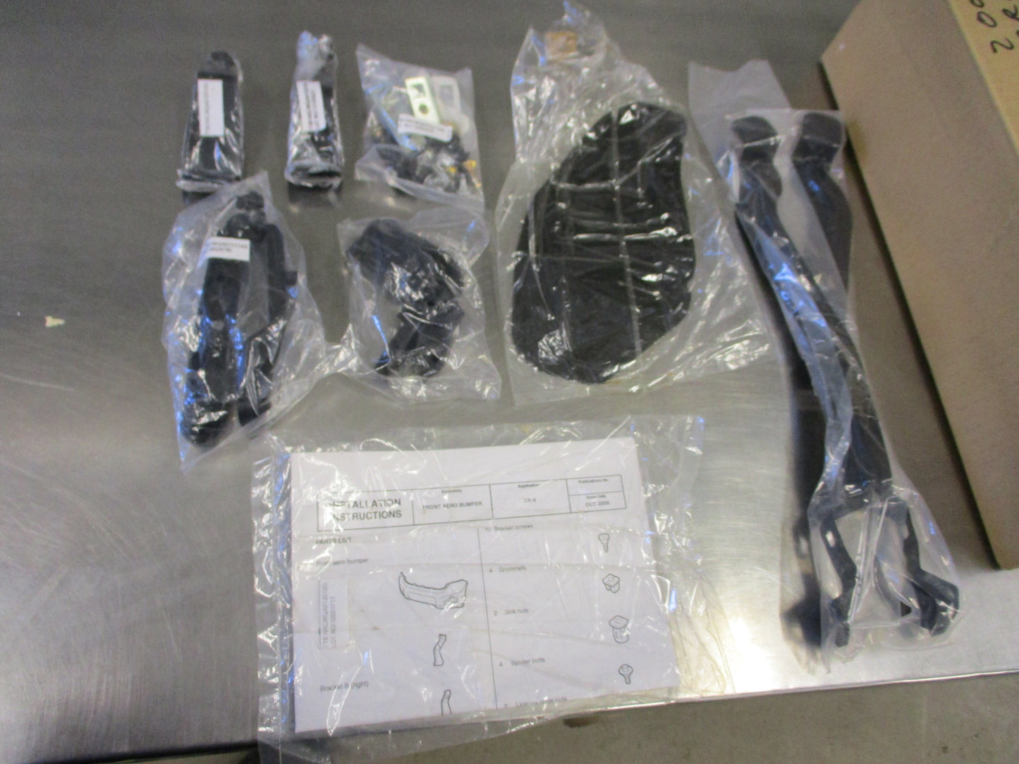 Honda CR-V Genuine Front Areo Bumper Fitting Kit New Part