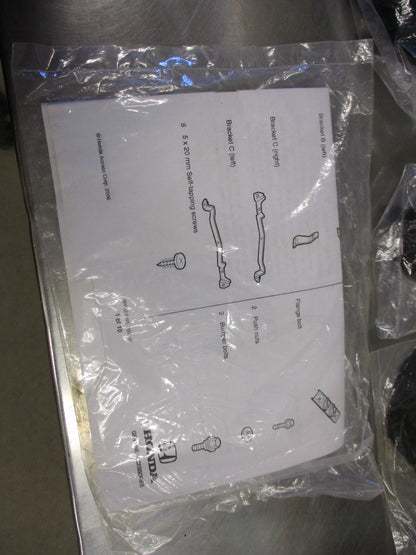 Honda CR-V Genuine Front Areo Bumper Fitting Kit New Part