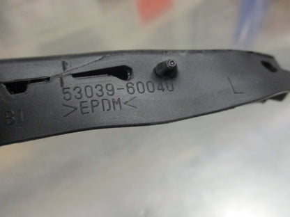 Toyota Landcruiser Genuine Sub Assembly Seal New Part