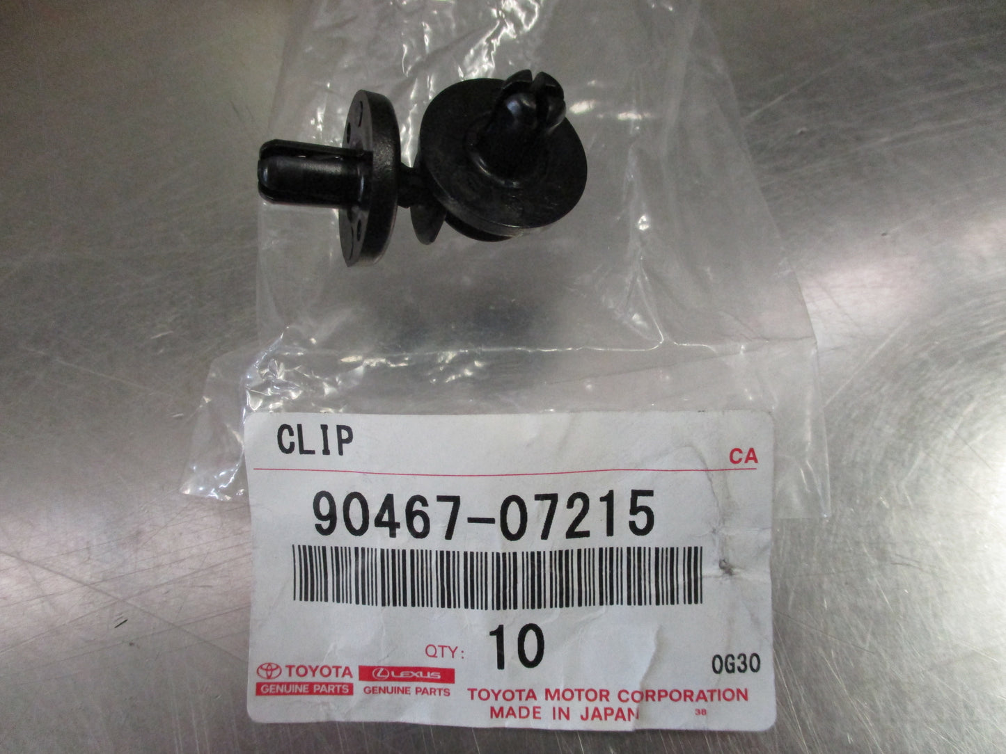 Toyota Various Models Genuine Front Bumper Fender Retaining Clip New Part