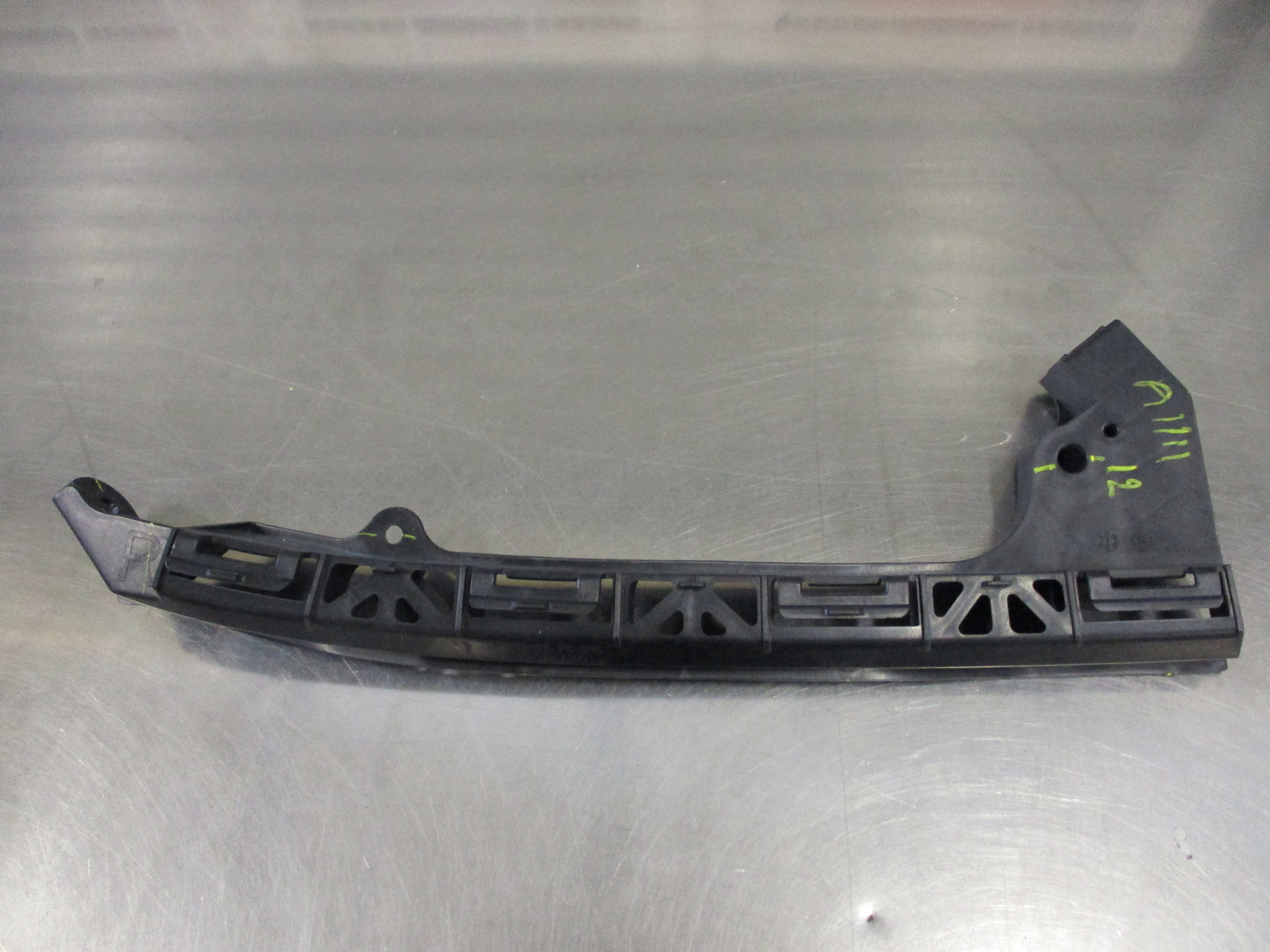Honda Jazz Genuine Right Hand Front Headlight Bracket New Part