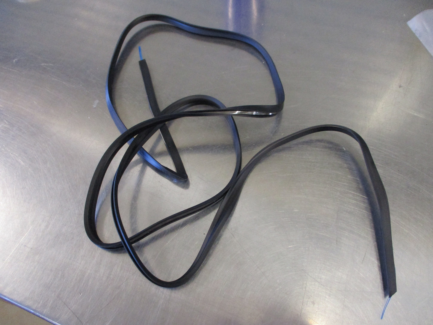 Nissan Patrol Y61 Genuine Front Left Or Right Black Flare Rubber New Part