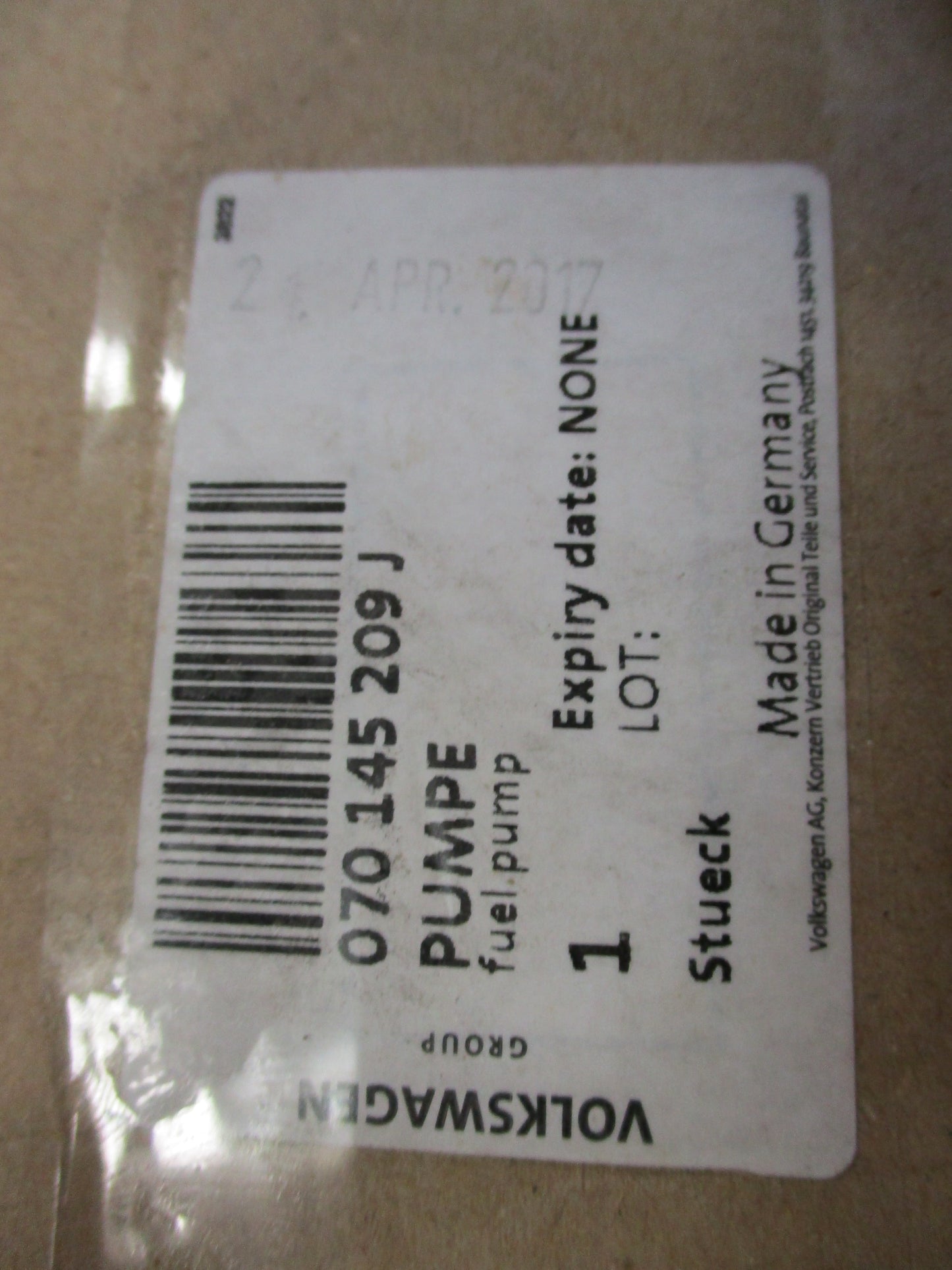 Volkswagen Transporter T5/Touareg Genuine Fuel and Vacuum Pump New Part